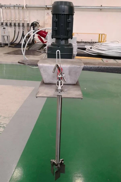 IBC خلاطات المحرضين